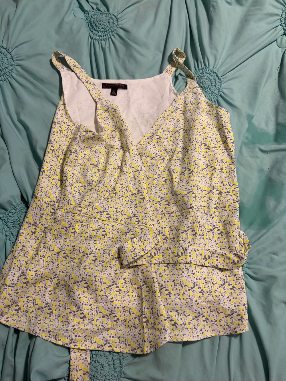 Banana Republic Floral Tank Top in Yellow & White Size Medium